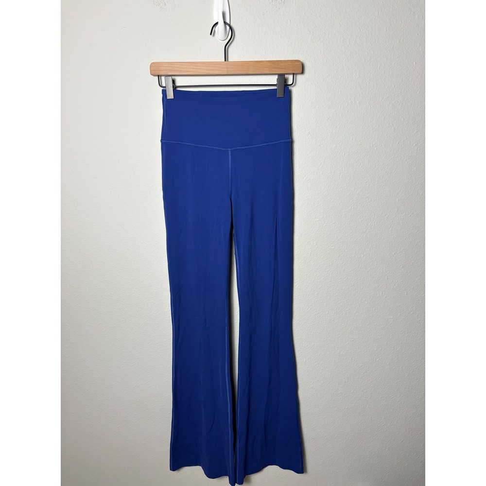 Lululemon Groove Super High Rise Flared Pant Nulu Psychic Blue Size 4 Yoga 32.5"